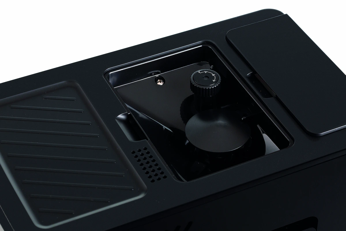 Mecanismo del molinillo cerámico de la Ariete Diadema con selector de 4 niveles de ajuste de molienda.